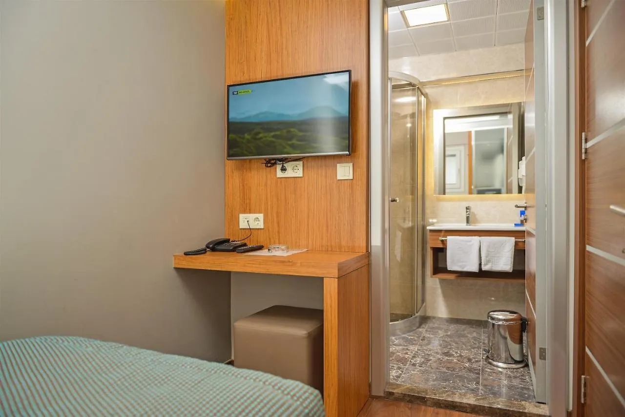 ***  Hakcan Hotel İzmir Turquie