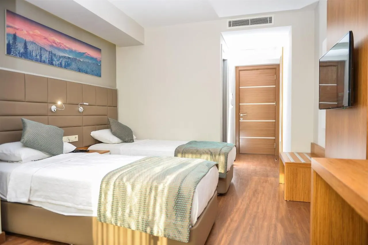 Hakcan Hotel İzmir