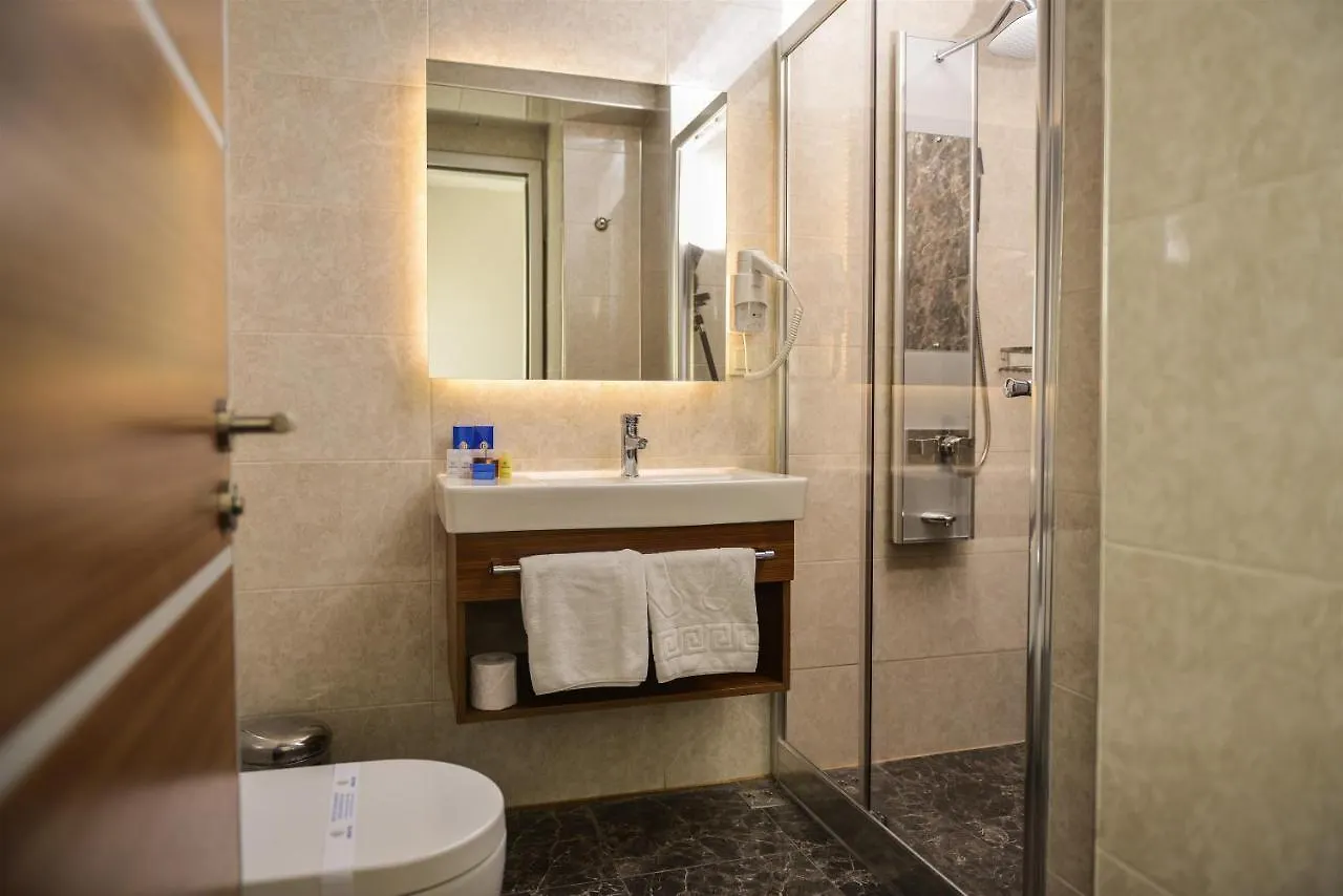 ***  Hakcan Hotel Izmir Turkey