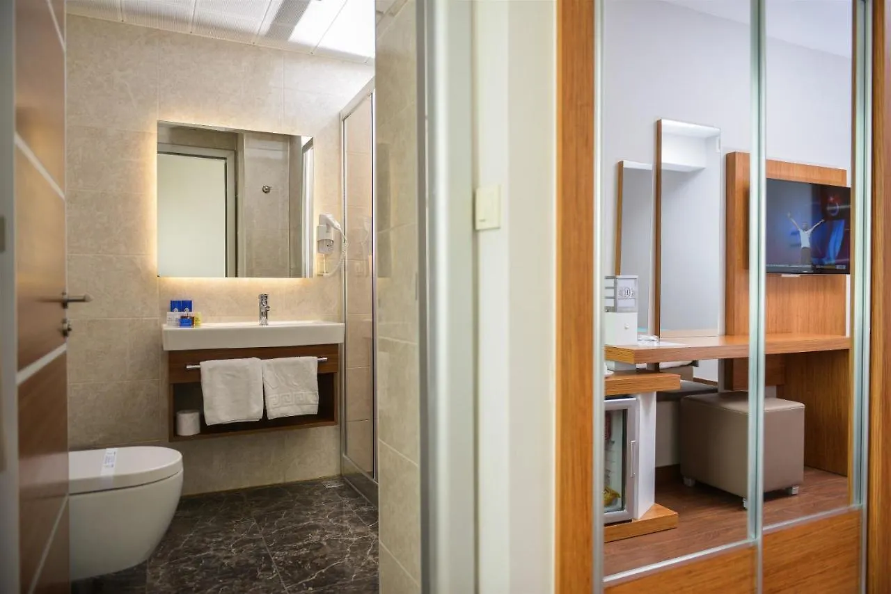 Hakcan Hotel İzmir 3*,  Turquie
