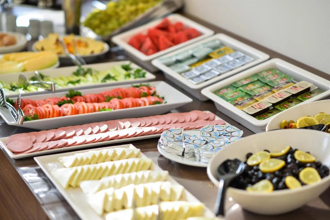 Hakcan Hotel İzmir