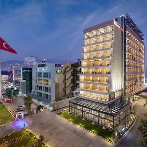 Hotel Hilton Garden Bayrakli, İzmir