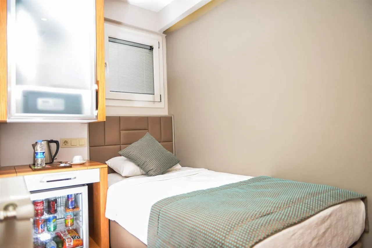 ***  Hakcan Hotel 이즈미르 터키